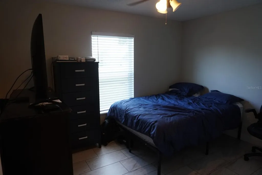 2960 Belkton Deltona FL 32738