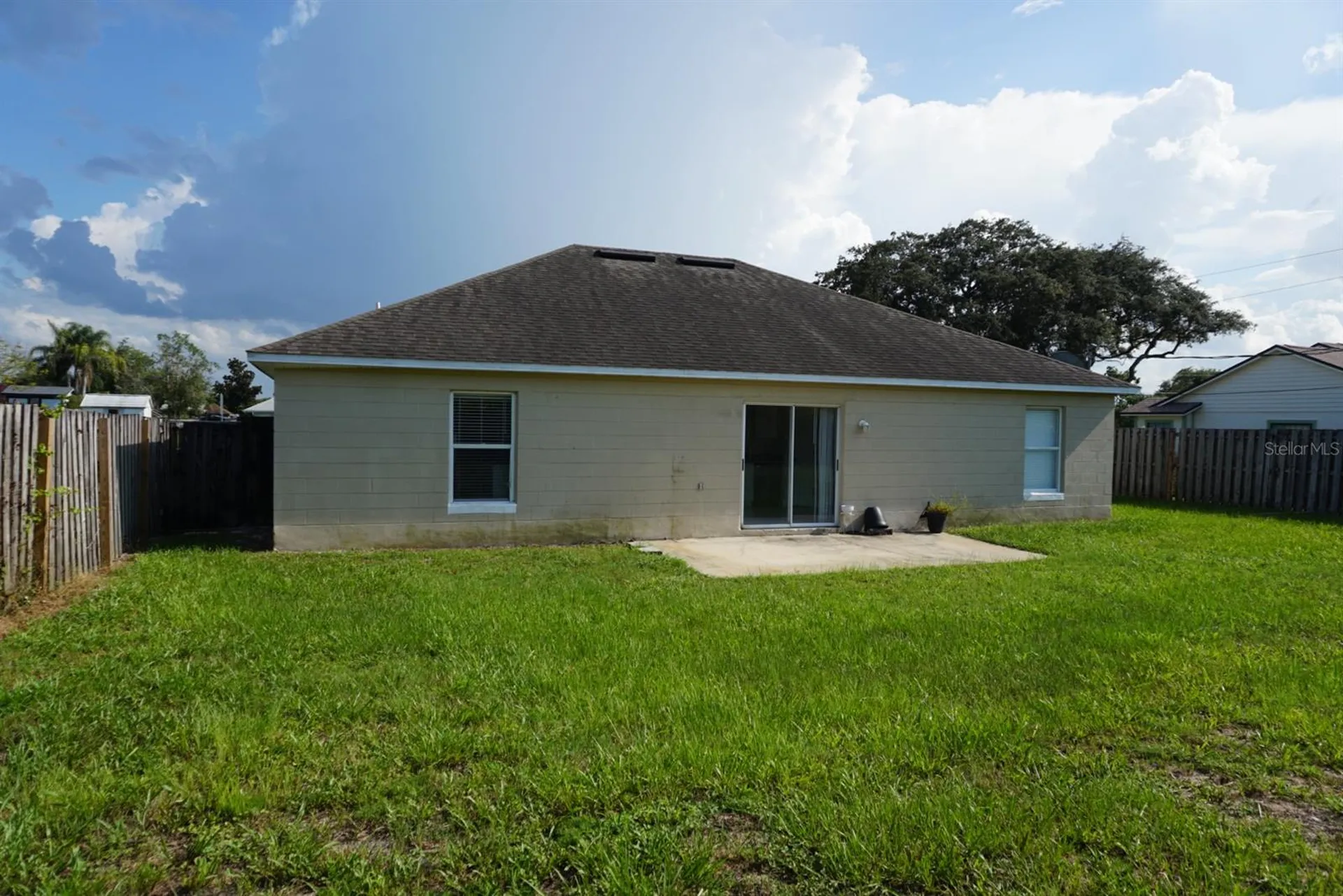 2960 Belkton Deltona FL 32738