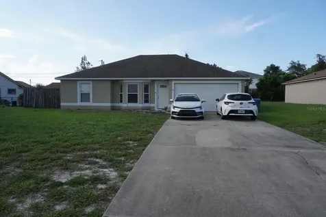 2960 Belkton Deltona FL 32738
