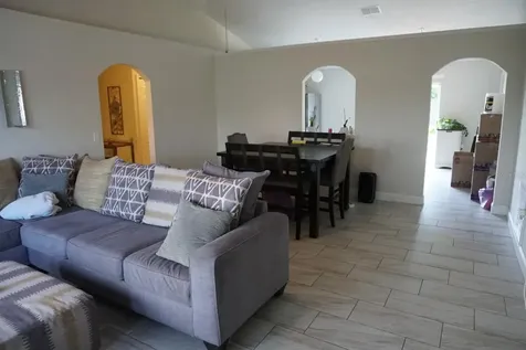 2960 Belkton Deltona FL 32738
