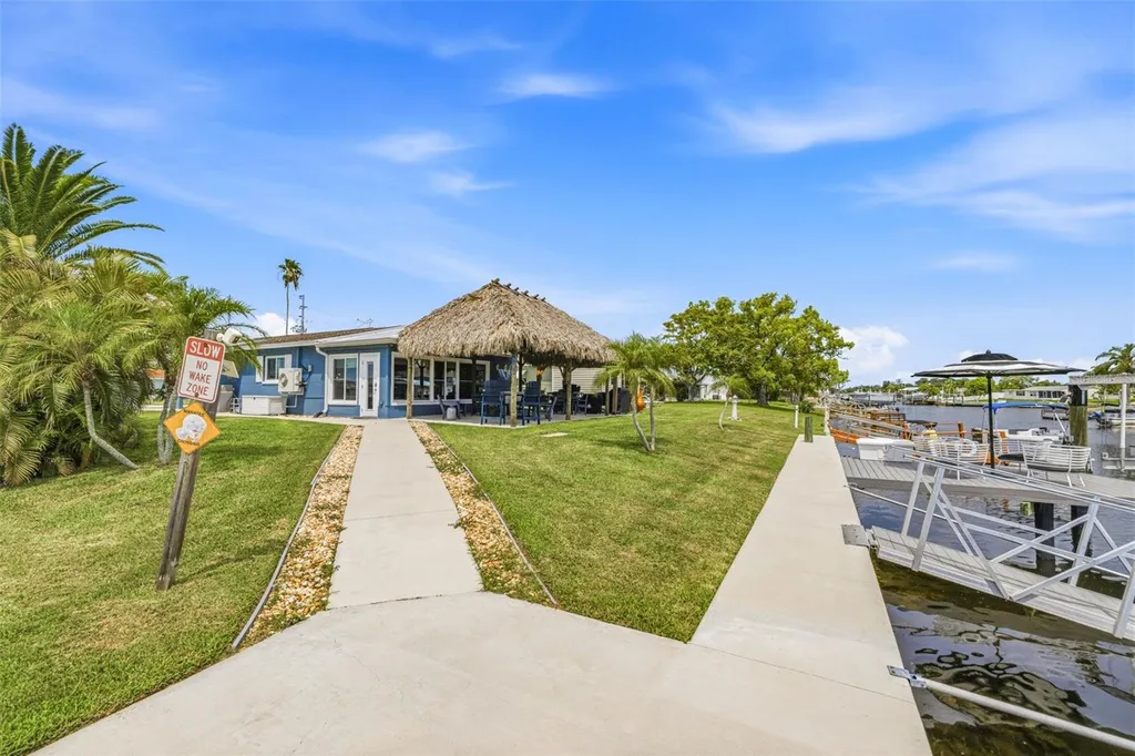 4320 Floramar Terrace New Port Richey FL 34652