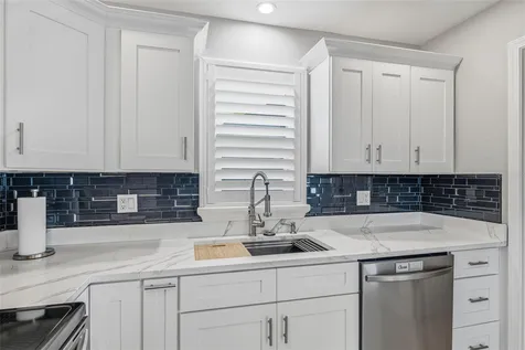 4320 Floramar Terrace New Port Richey FL 34652