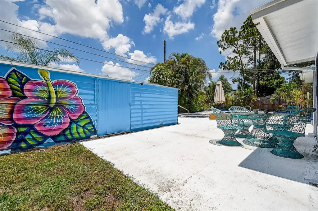 1509 Canterbury Road N St Petersburg FL 33710