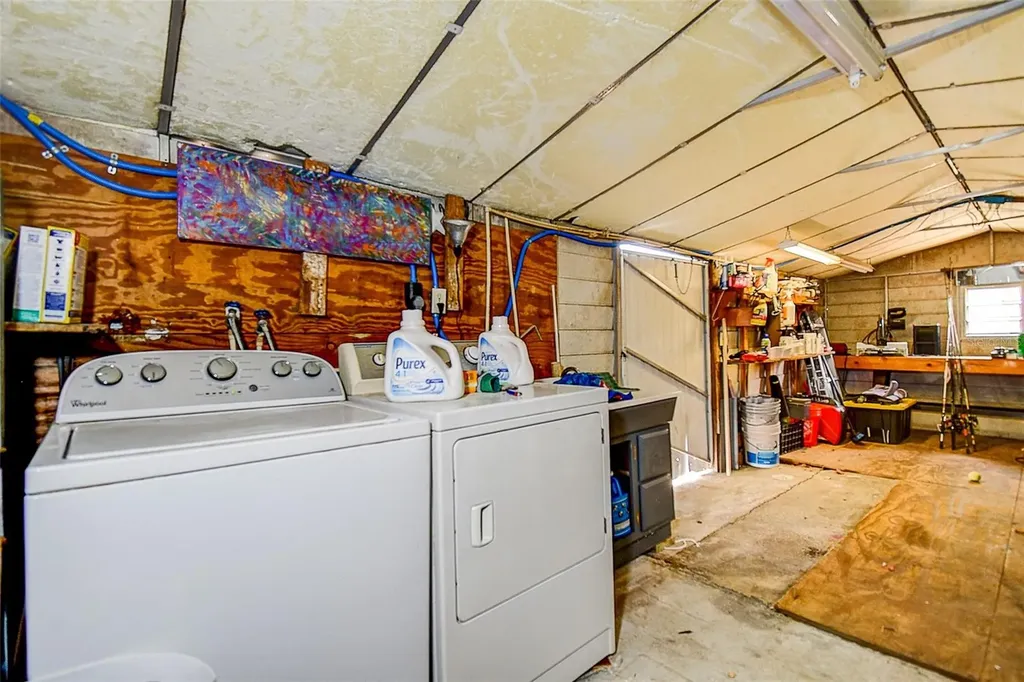 1509 Canterbury Road N St Petersburg FL 33710