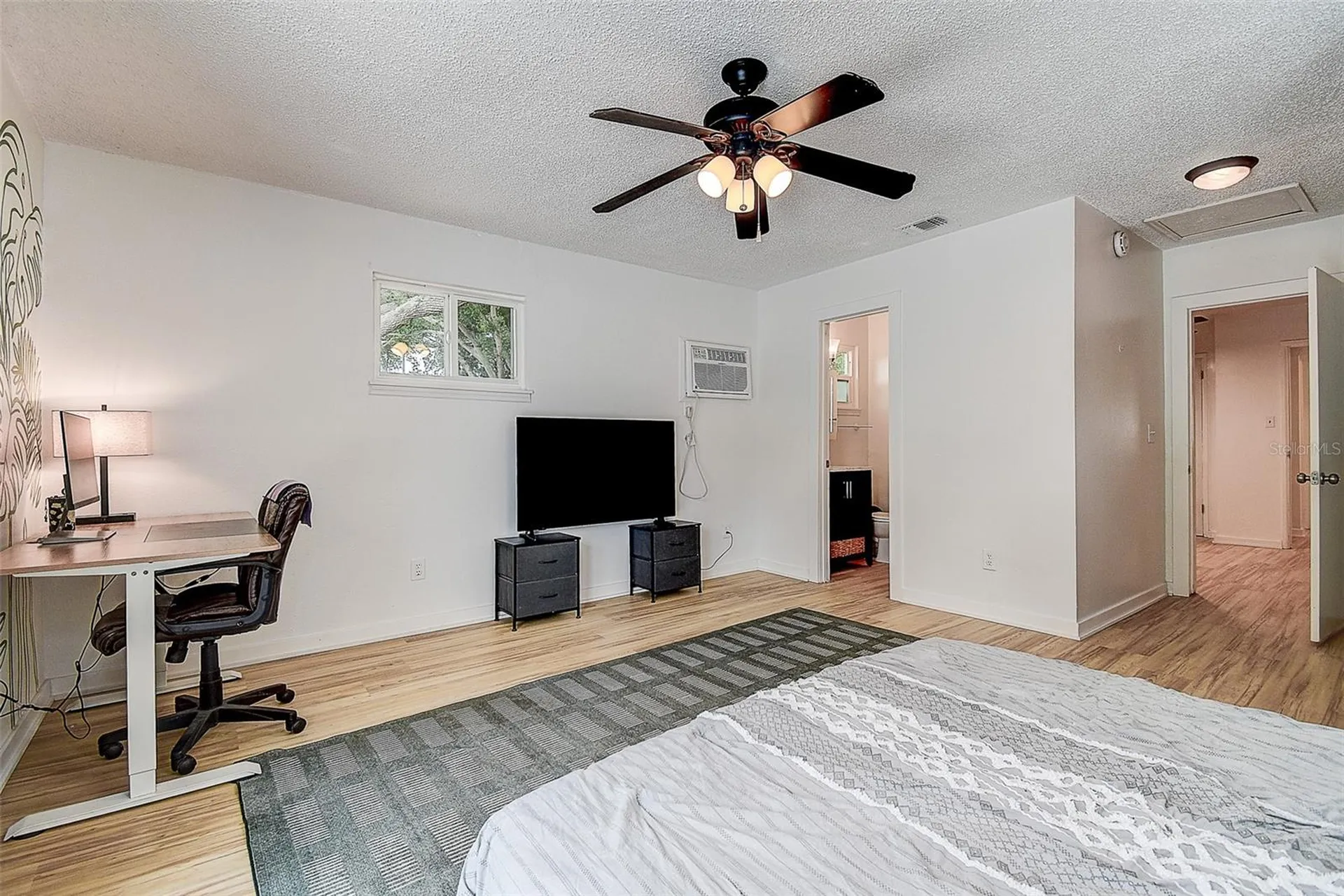 1509 Canterbury Road N St Petersburg FL 33710