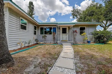 1509 Canterbury Road N St Petersburg FL 33710
