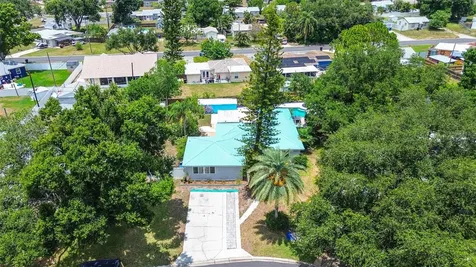 1509 Canterbury Road N St Petersburg FL 33710