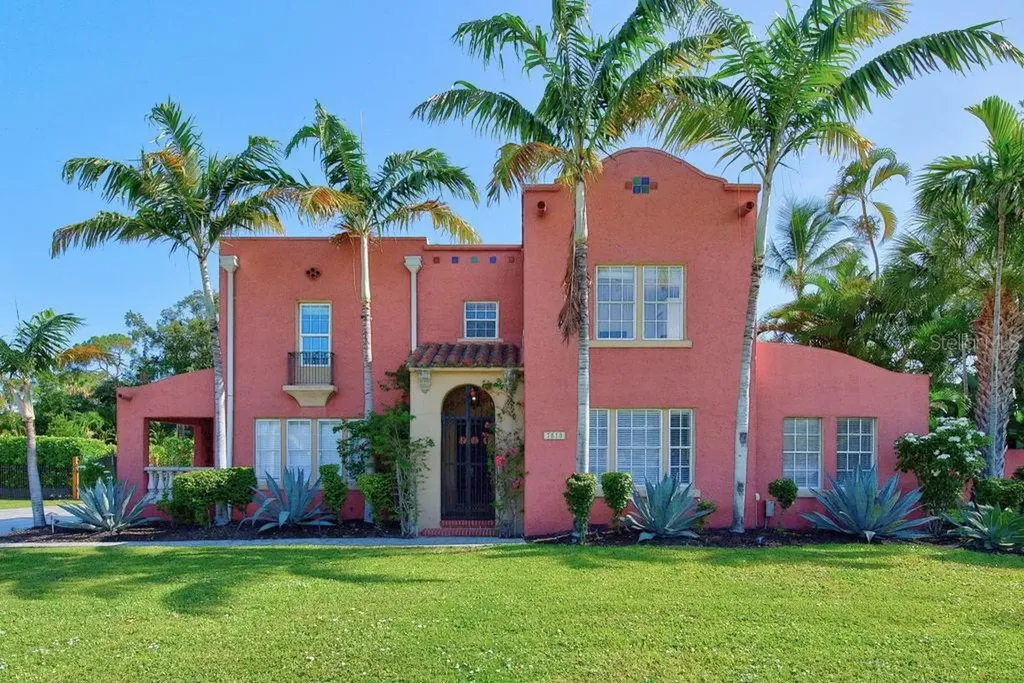 7810 Senrab Drive Bradenton FL 34209