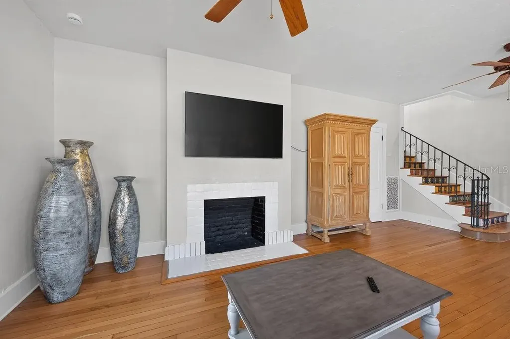 7810 Senrab Drive Bradenton FL 34209