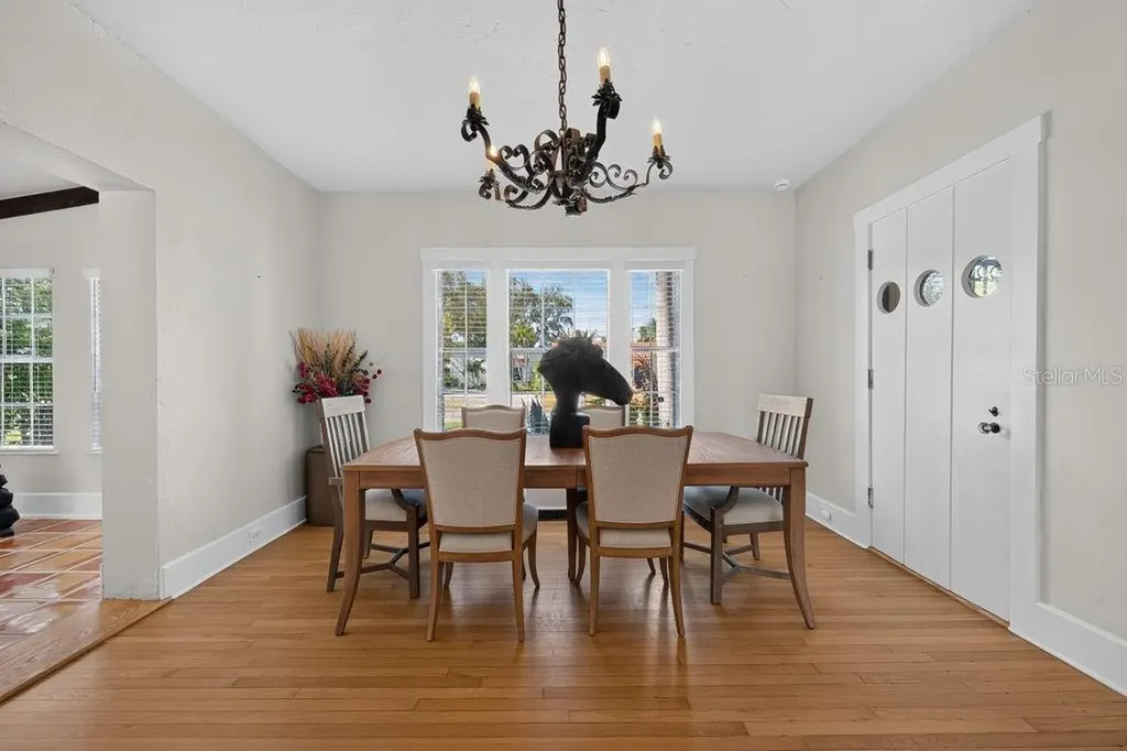 7810 Senrab Drive Bradenton FL 34209