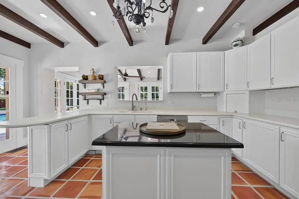 7810 Senrab Drive Bradenton FL 34209