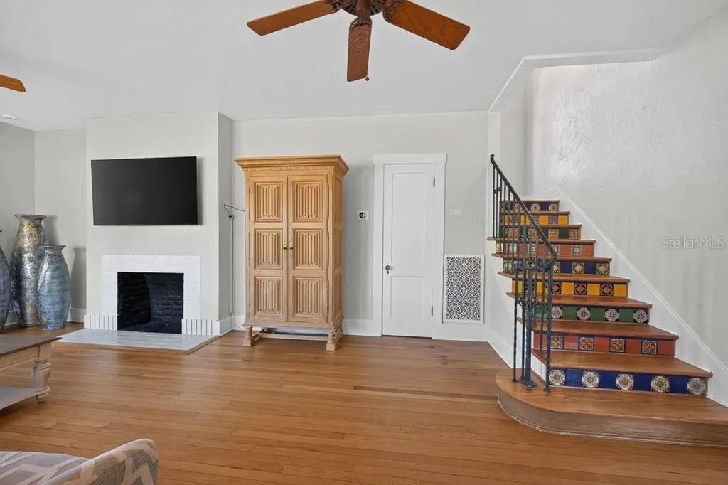 7810 Senrab Drive Bradenton FL 34209