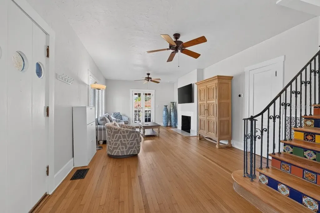 7810 Senrab Drive Bradenton FL 34209