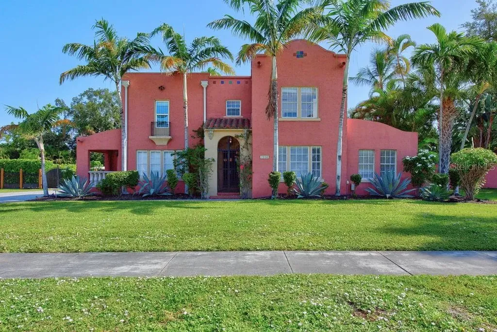 7810 Senrab Drive Bradenton FL 34209