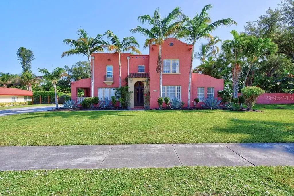 7810 Senrab Drive Bradenton FL 34209