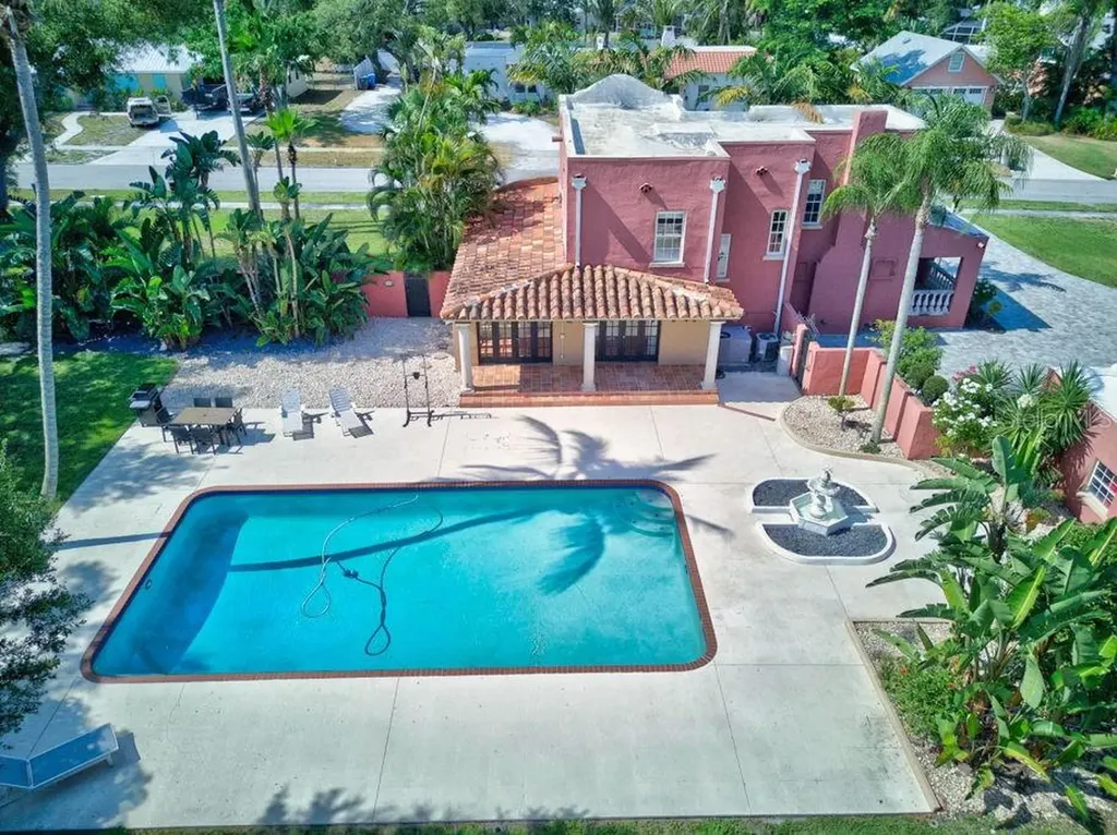 7810 Senrab Drive Bradenton FL 34209