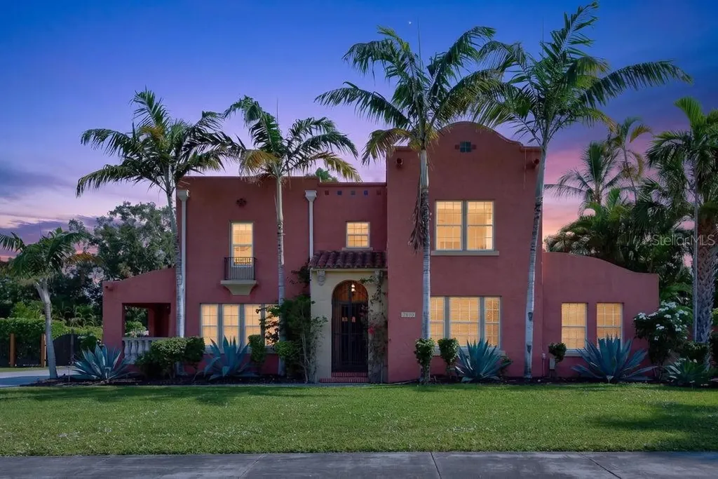 7810 Senrab Drive Bradenton FL 34209