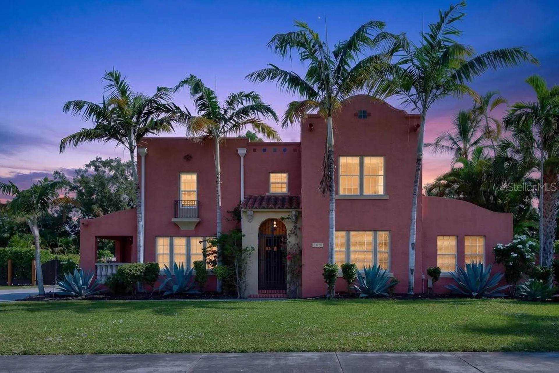 7810 Senrab Drive Bradenton FL 34209