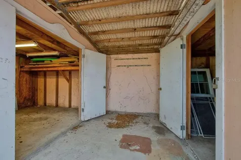 7810 Senrab Drive Bradenton FL 34209