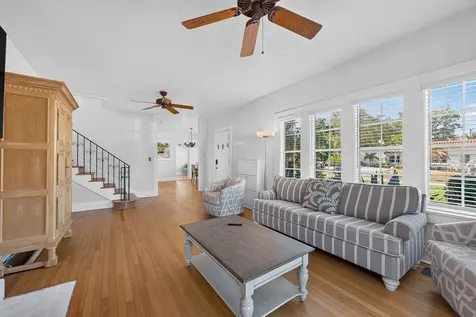 7810 Senrab Drive Bradenton FL 34209
