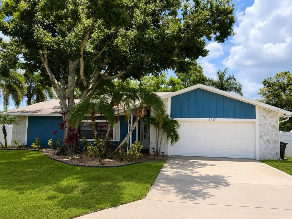 9737 135th Street Seminole FL 33776