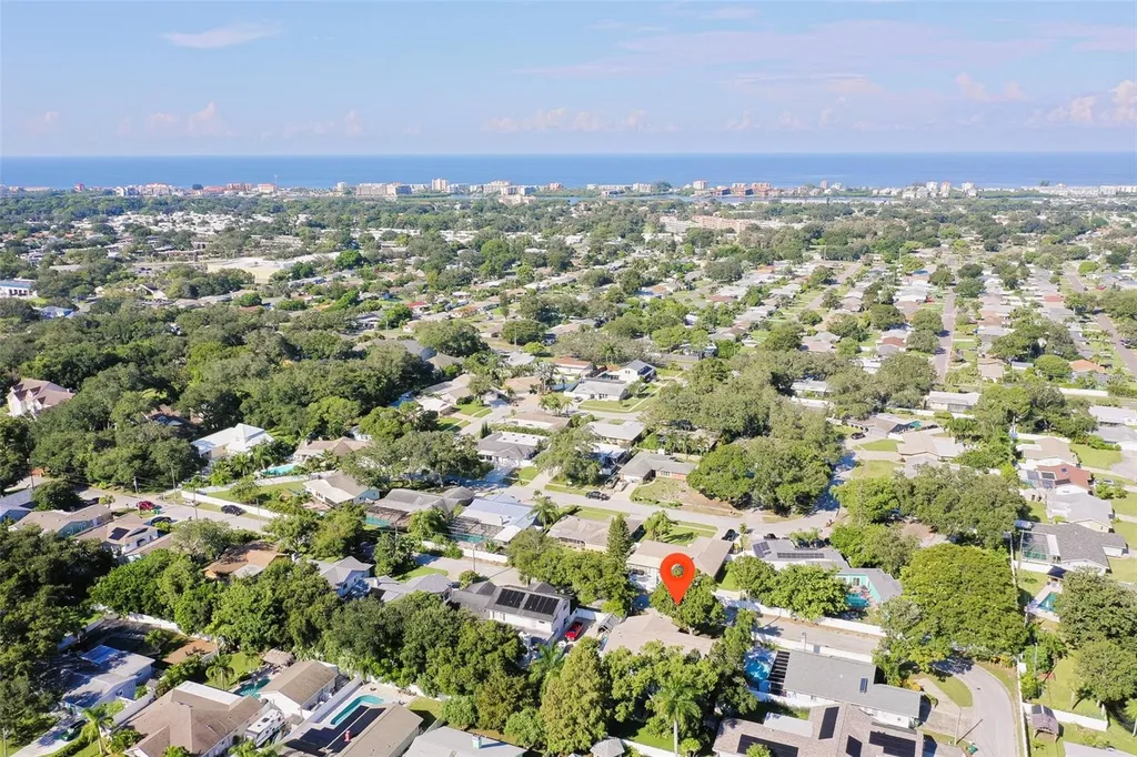 9737 135th Street Seminole FL 33776