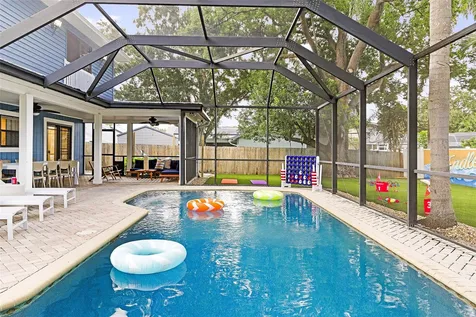 9737 135th Street Seminole FL 33776