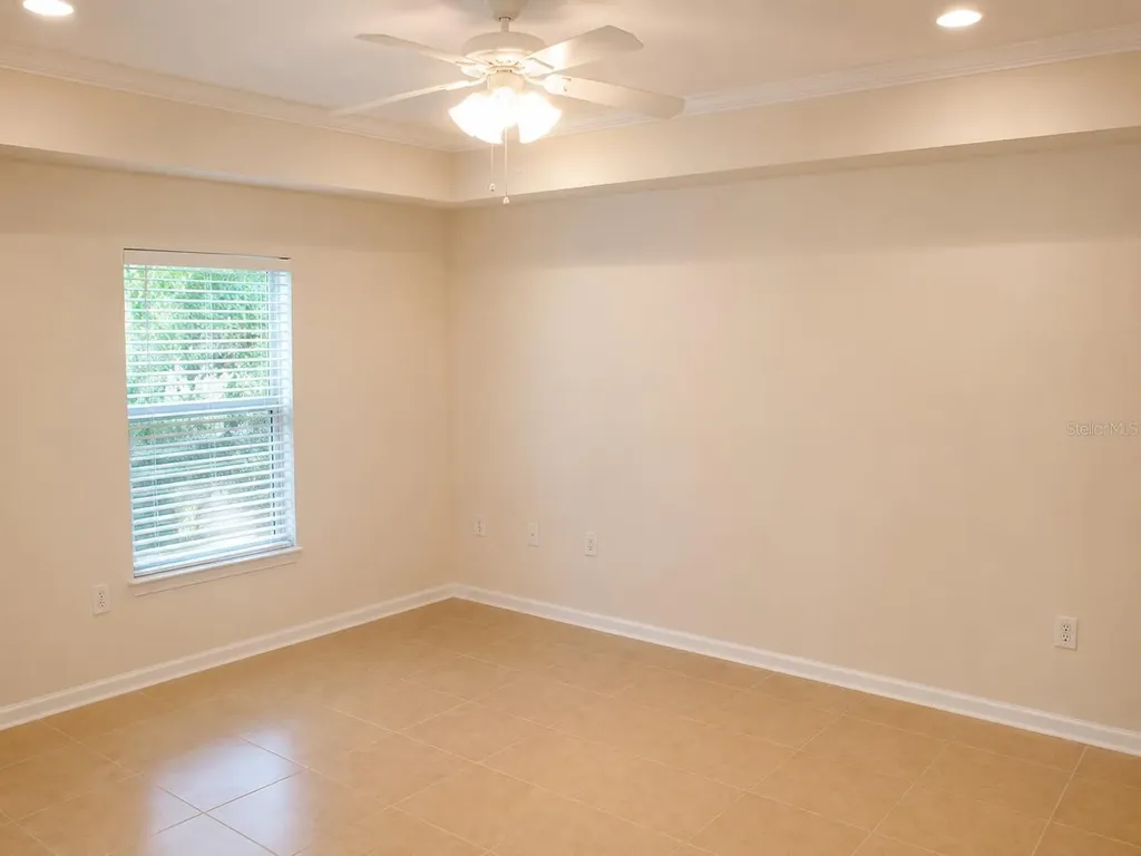 518 NW 39 Road Gainesville FL 32607