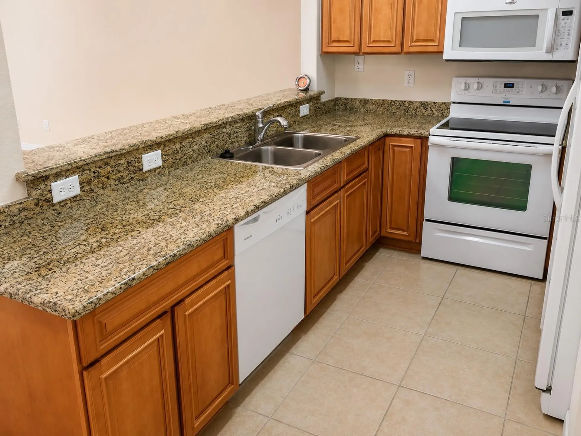 518 NW 39 Road Gainesville FL 32607