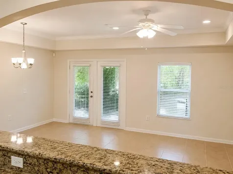518 NW 39 Road Gainesville FL 32607