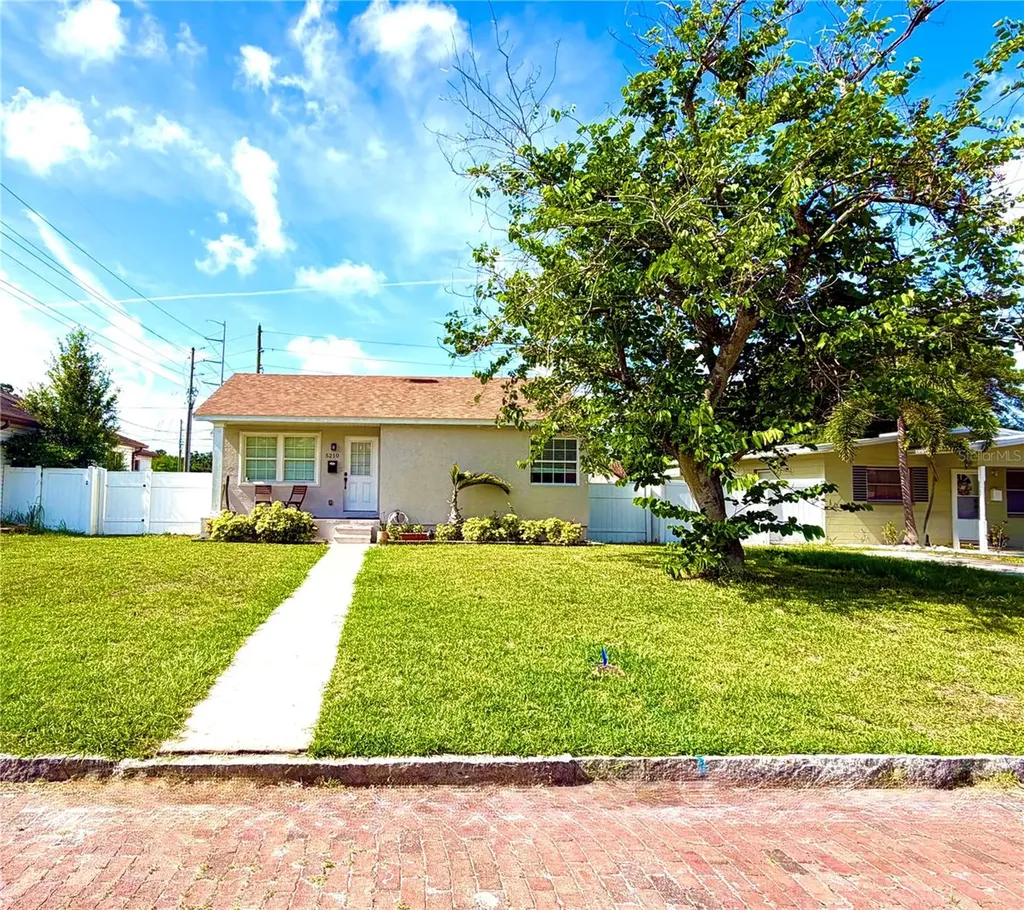 5210 4th Avenue N St Petersburg FL 33710