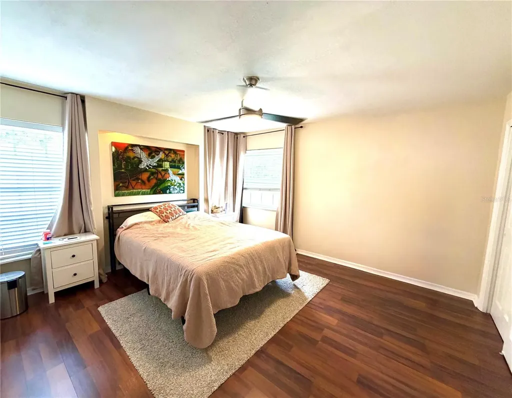 5210 4th Avenue N St Petersburg FL 33710