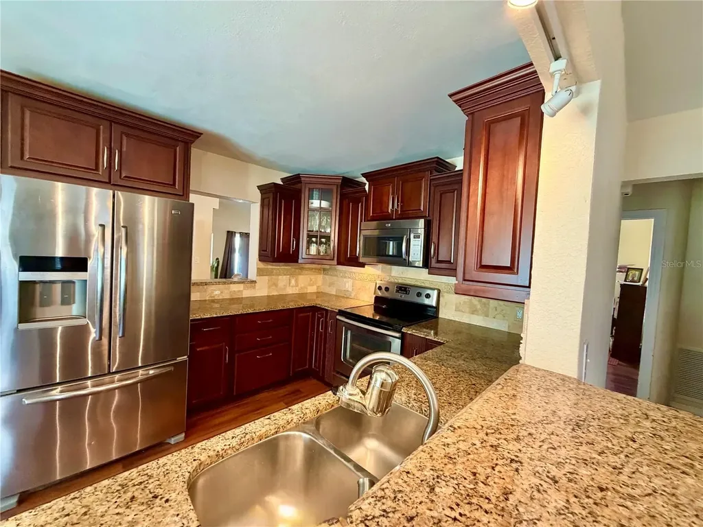 5210 4th Avenue N St Petersburg FL 33710