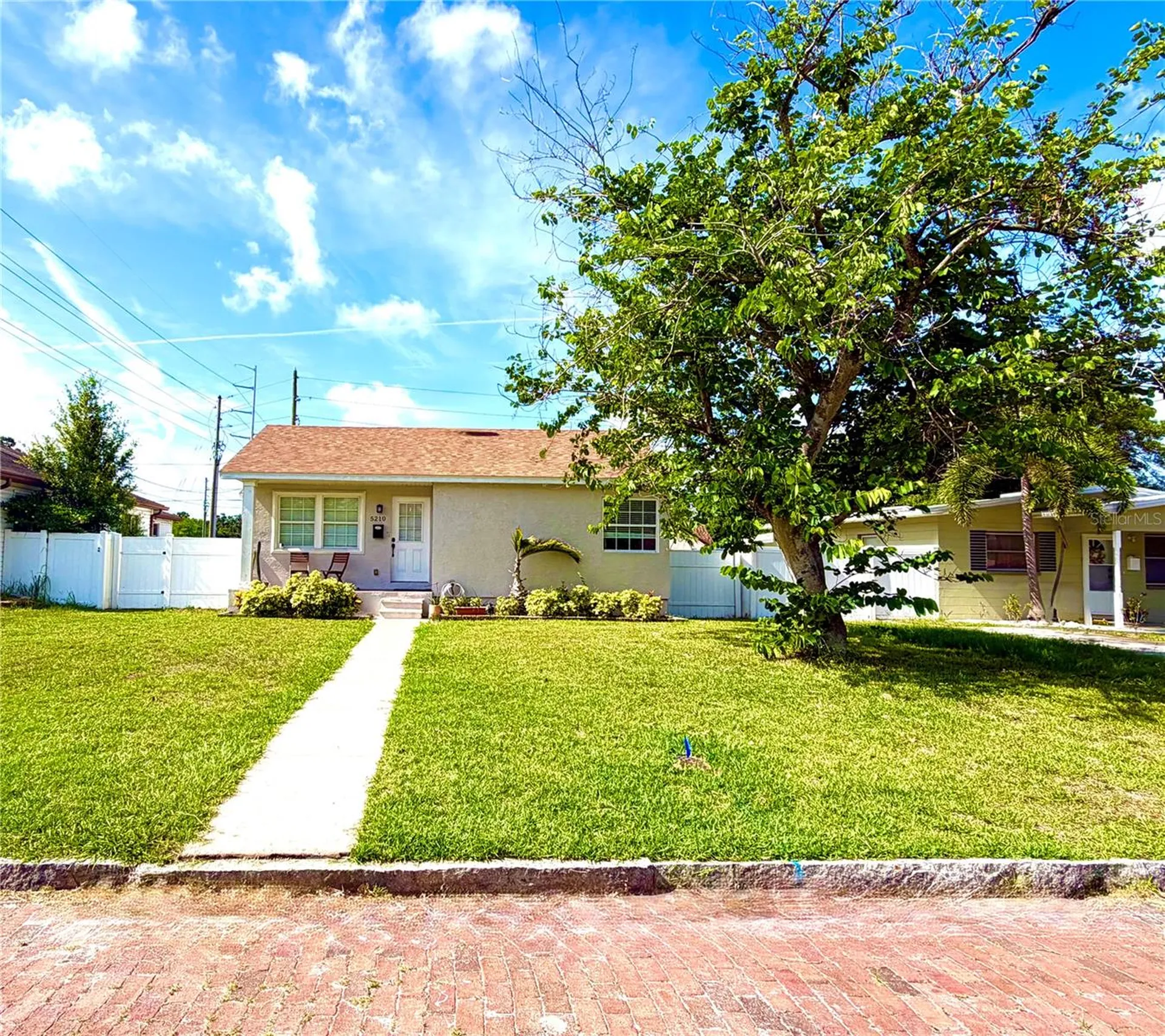 5210 4th Avenue N St Petersburg FL 33710