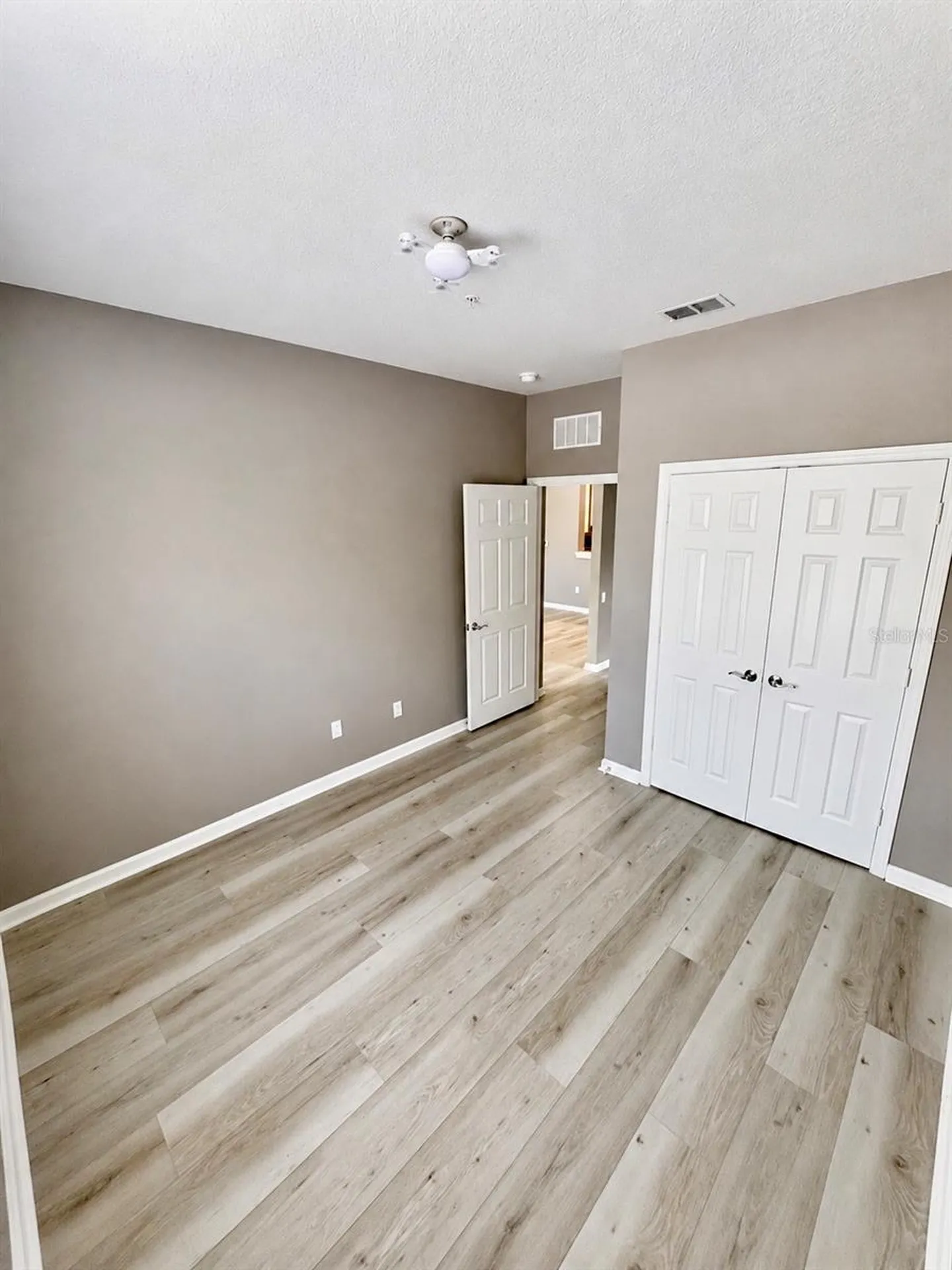 3332 Robert Trent Jones Drive Orlando FL 32835