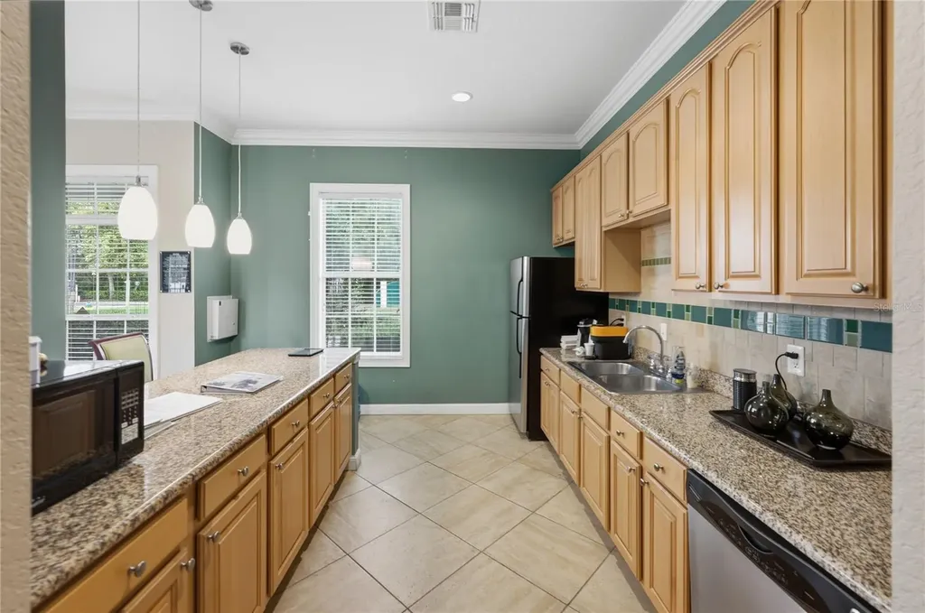 930 Moonlight Cove Road Orange City FL 32763