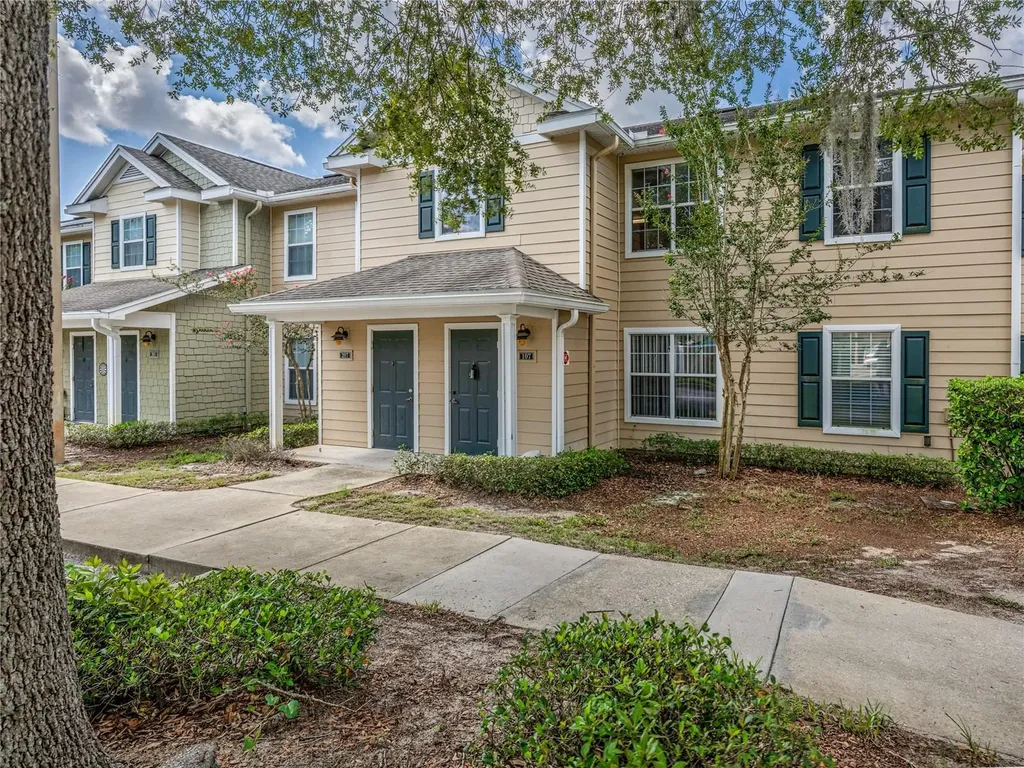 930 Moonlight Cove Road Orange City FL 32763