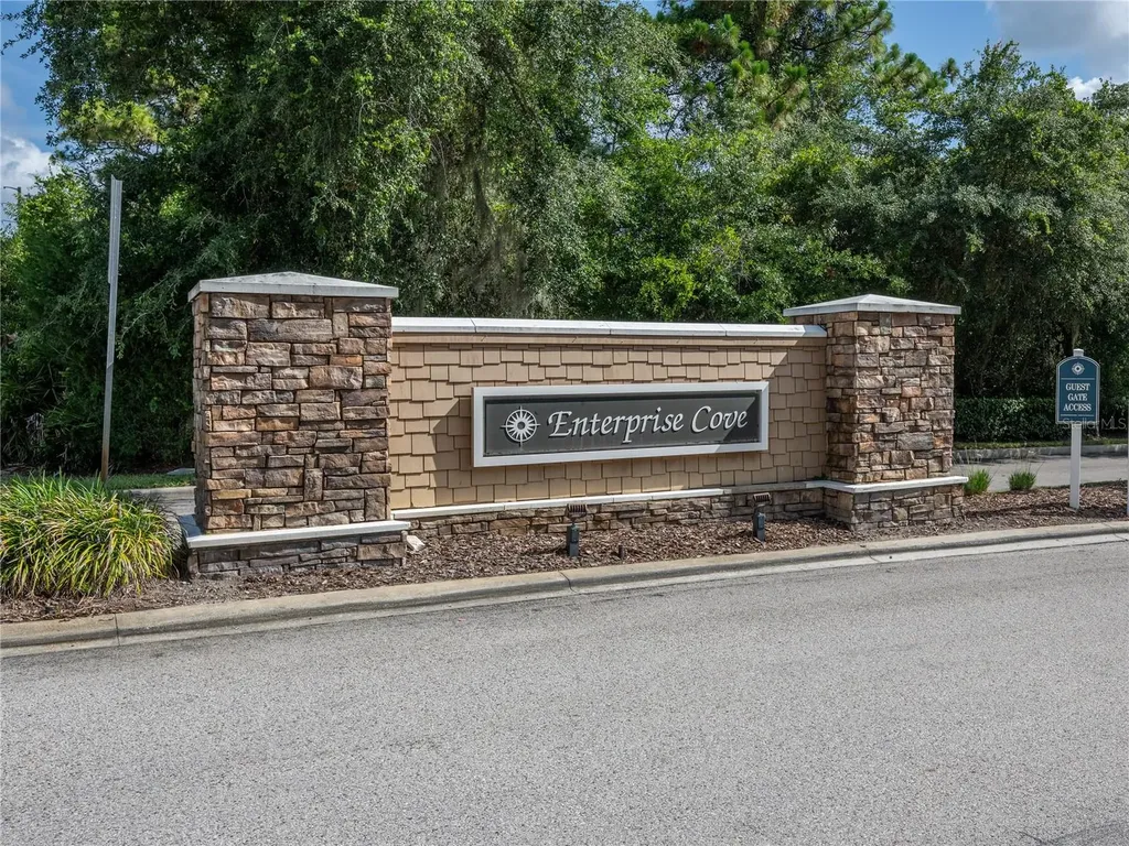 930 Moonlight Cove Road Orange City FL 32763