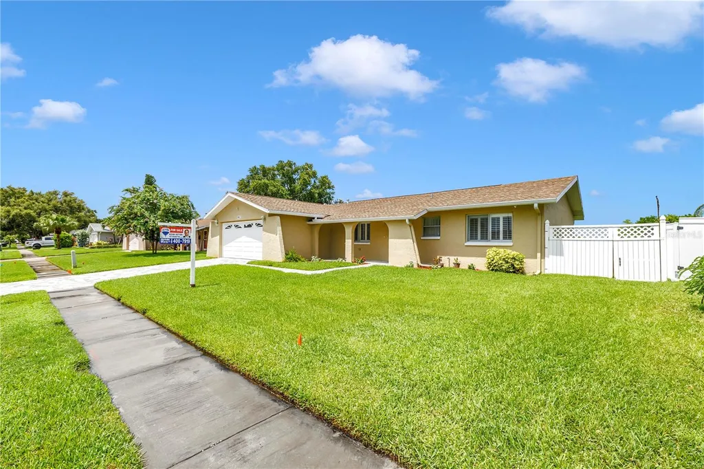 5812 16th Lane NE St Petersburg FL 33703
