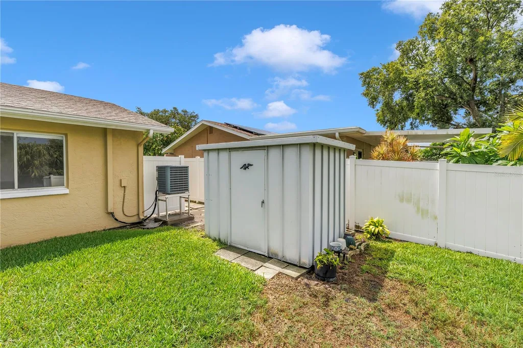 5812 16th Lane NE St Petersburg FL 33703