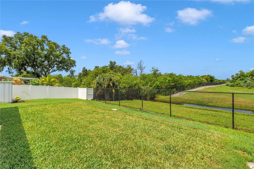 5812 16th Lane NE St Petersburg FL 33703