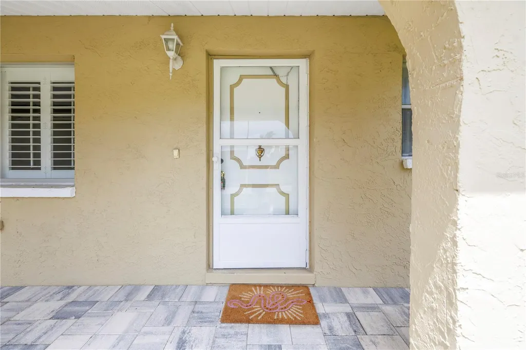 5812 16th Lane NE St Petersburg FL 33703