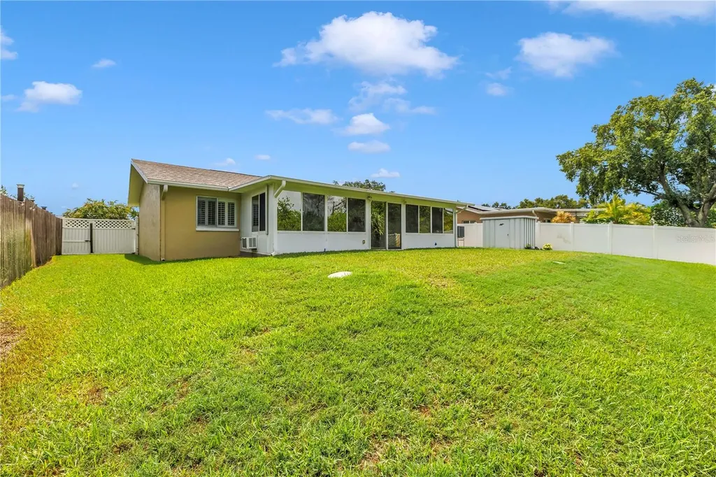 5812 16th Lane NE St Petersburg FL 33703