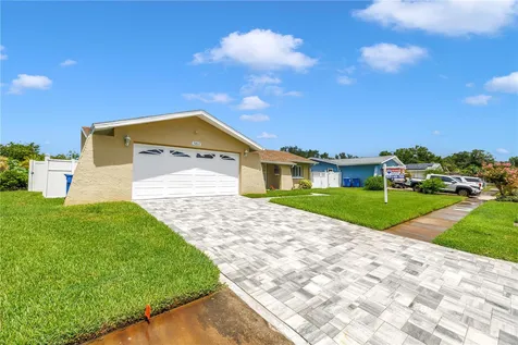 5812 16th Lane NE St Petersburg FL 33703