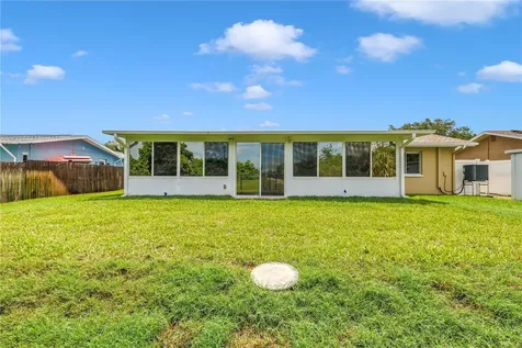 5812 16th Lane NE St Petersburg FL 33703