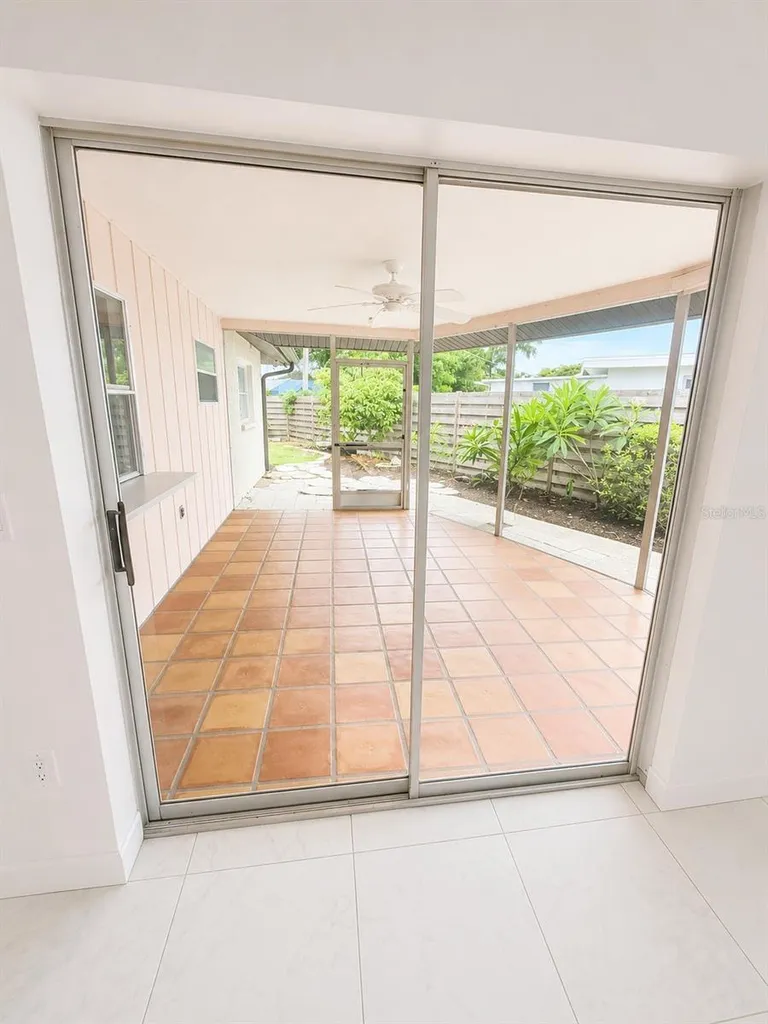 2428 Linwood Drive Sarasota FL 34232