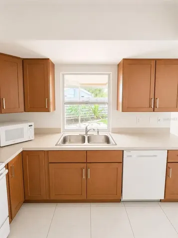 2428 Linwood Drive Sarasota FL 34232