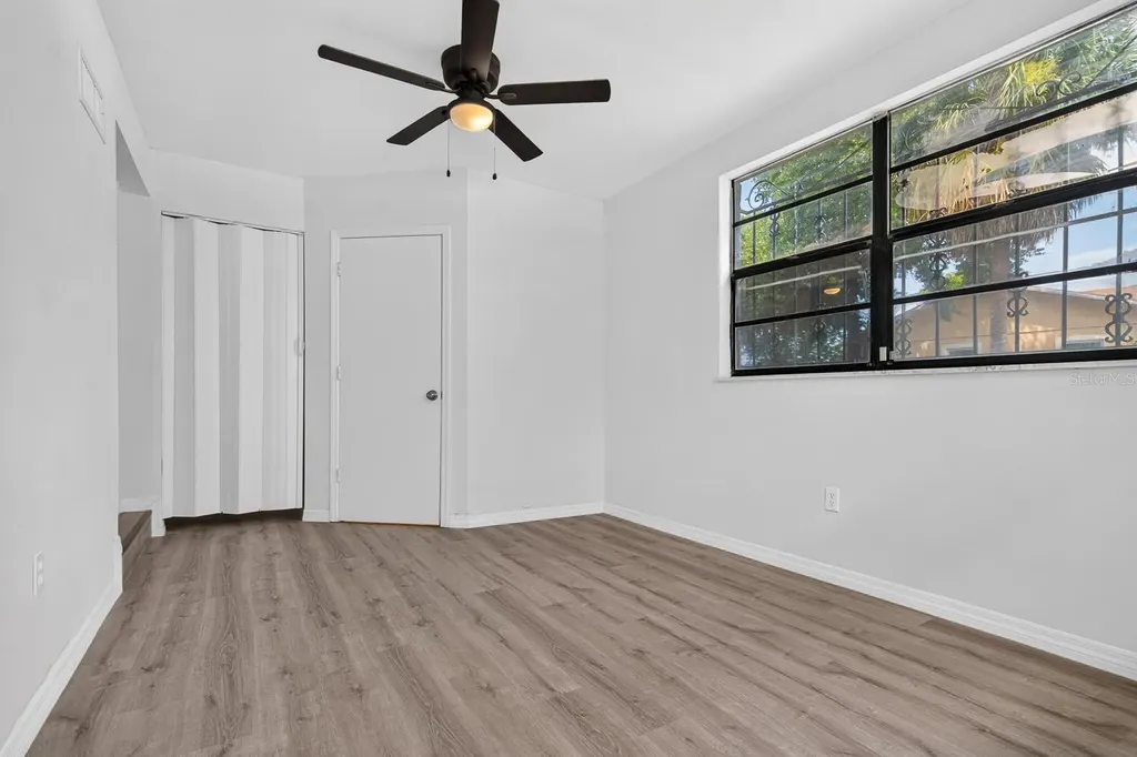 2211 Mallory Avenue Tampa FL 33605