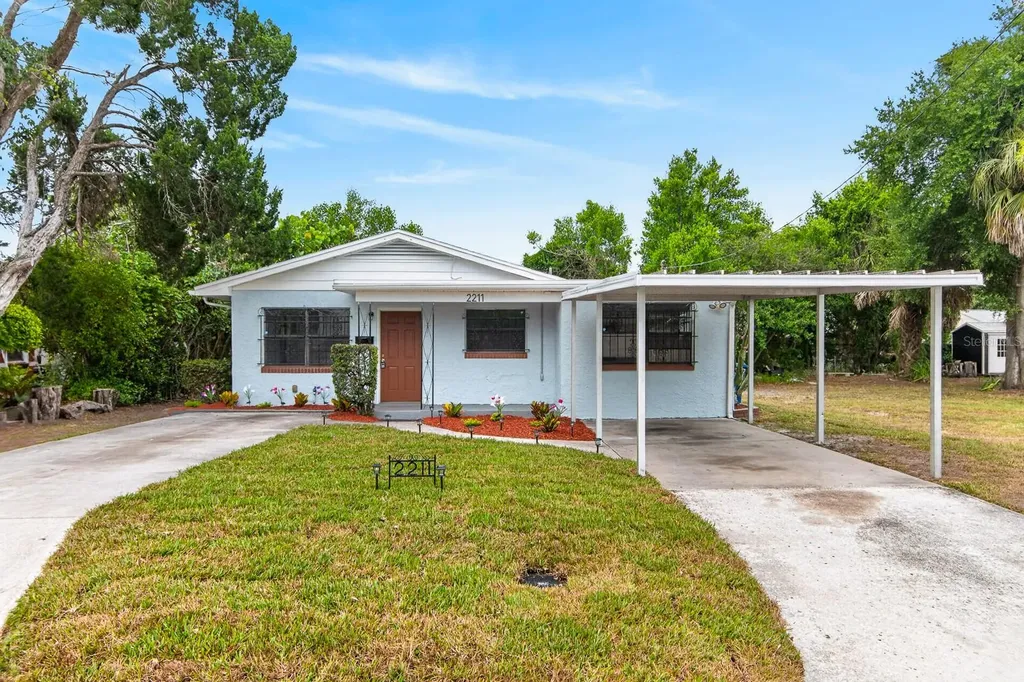 2211 Mallory Avenue Tampa FL 33605