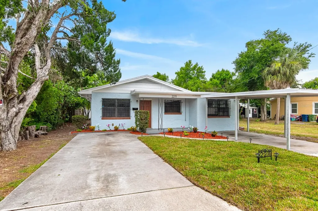 2211 Mallory Avenue Tampa FL 33605